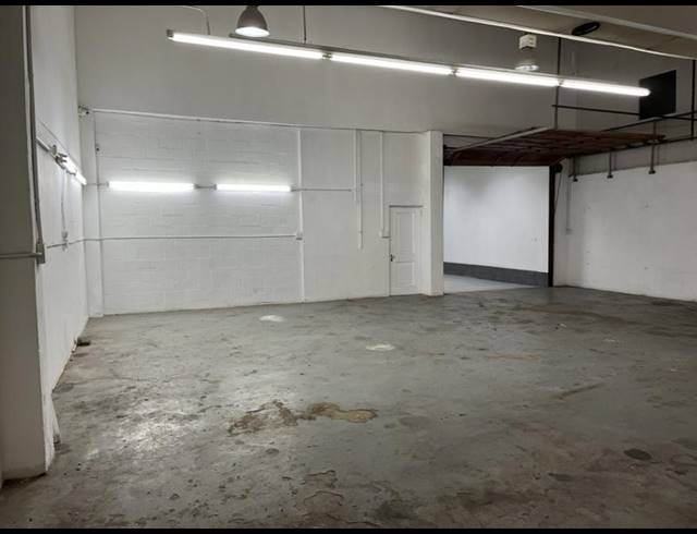 INDUSTRIAL PROPERTY TO RENT IN PAARDEN EILAND